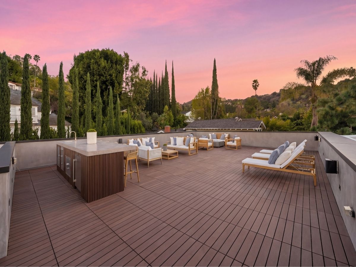 Rooftop terrace