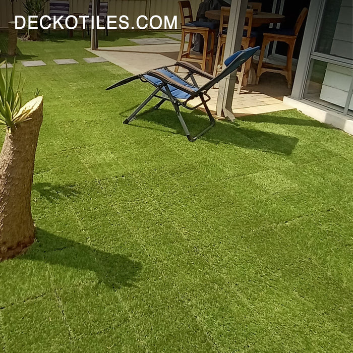 DECKO Premium Tiles - <b>GRASS</b> - 300/300/20 - Price/Tile