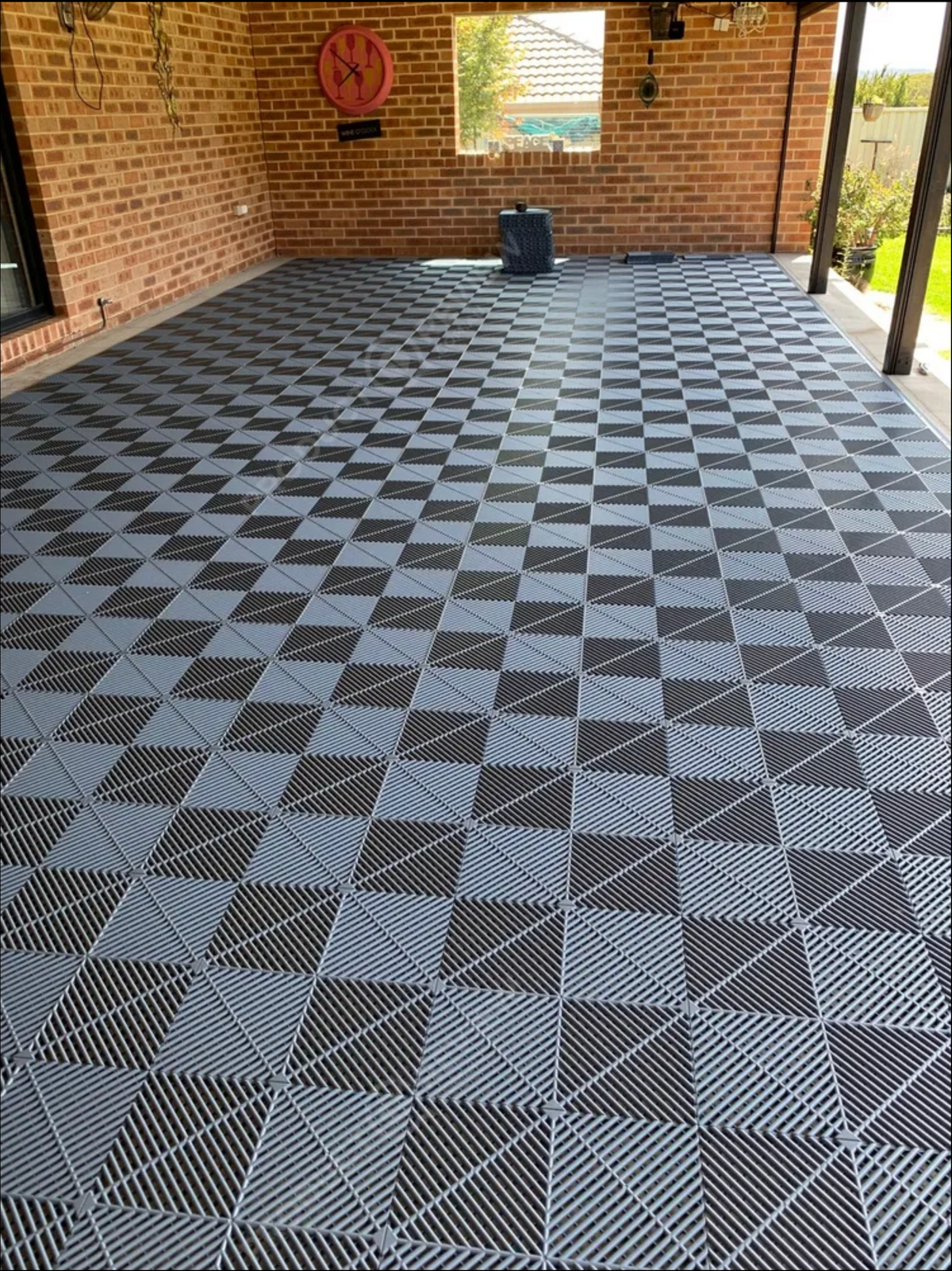 Checker layout